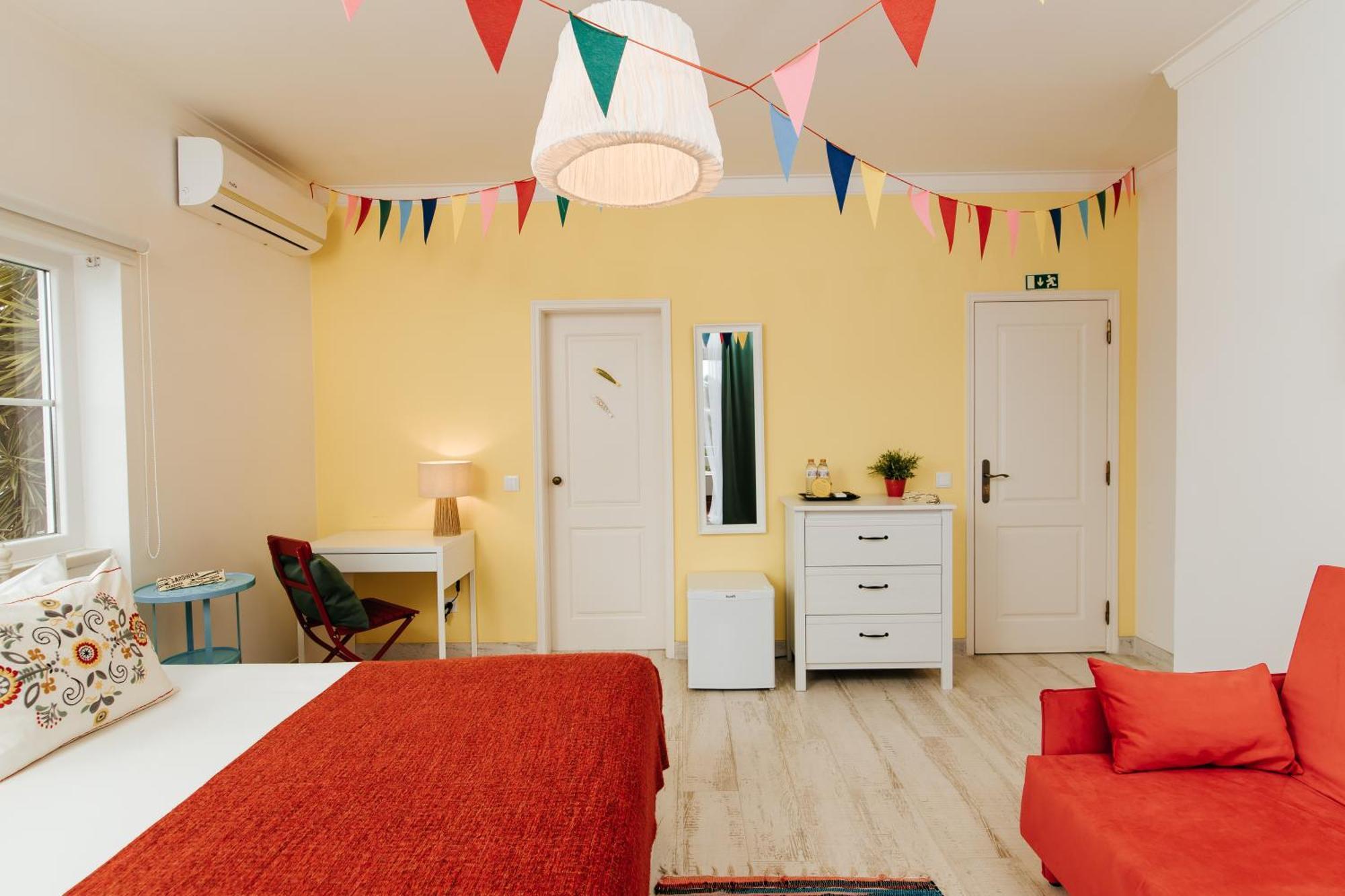 Boutique Hotel - O House Ericeira Hills Bilik gambar